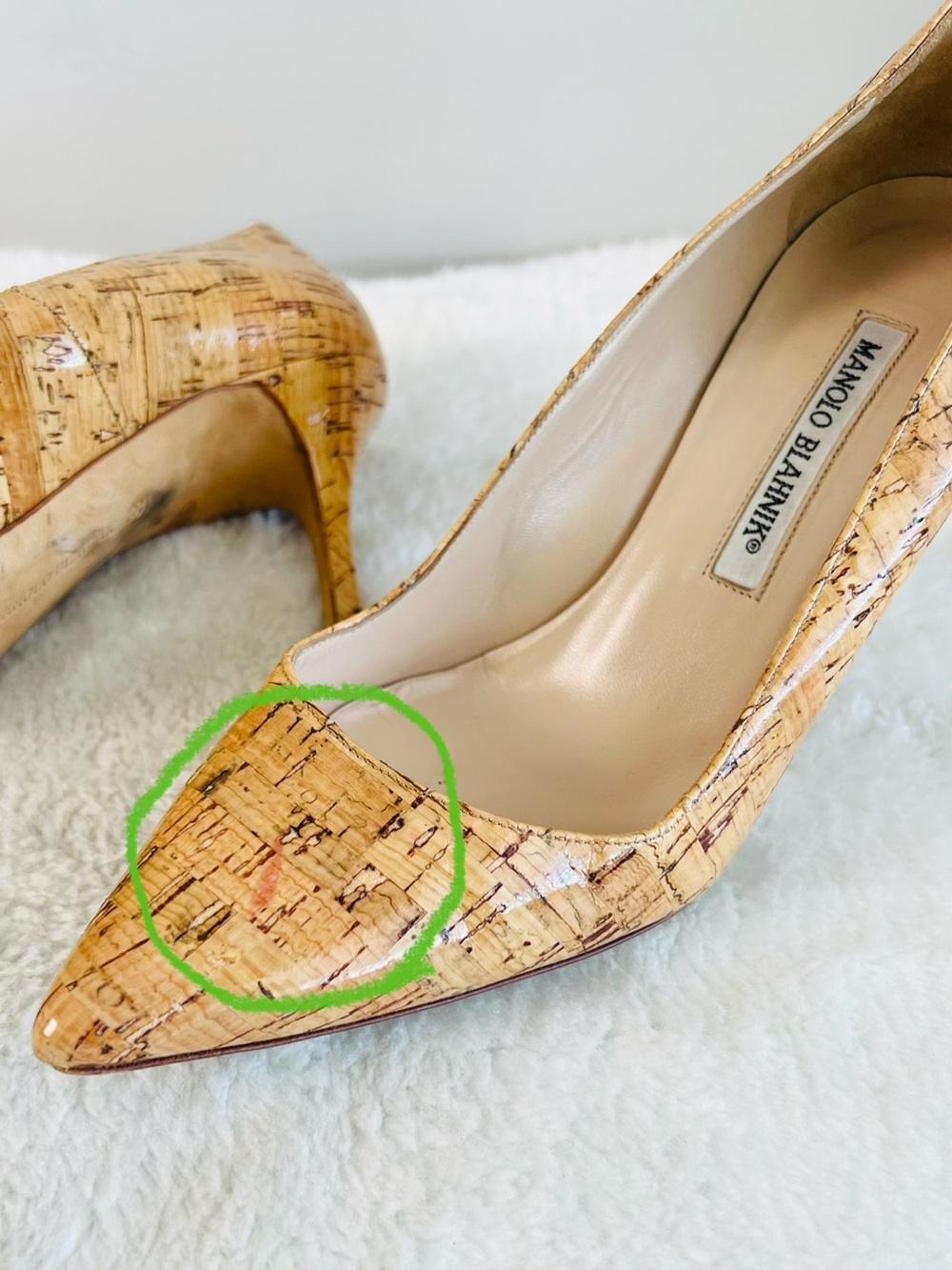 Manolo Blahnik Yellow Cork Patent Pointed Toe Pumps - Picture 9 of 10